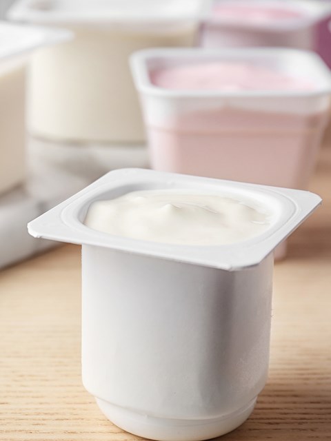 Emulsifiers and stabilisers for yoghurt and yoghurt drinks